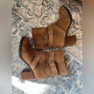Brown suede heeled moto boots